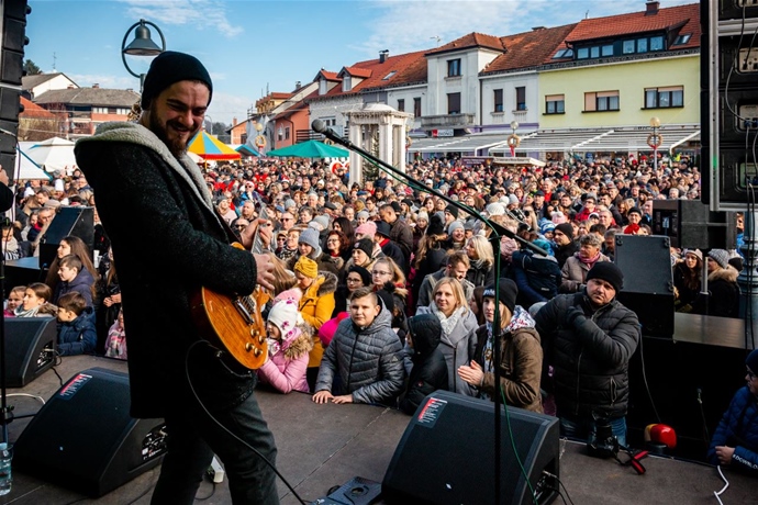 Advent MB 2019 Docek small 150